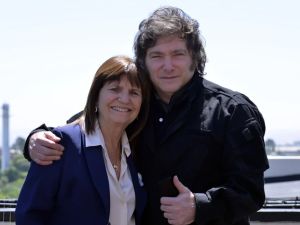 Caso Adorni: la estrategia que estudia Bullrich para presionar al jefe de Gabinete