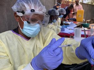 La OMS declara la emergencia internacional tras brote de ébola en la RD Congo