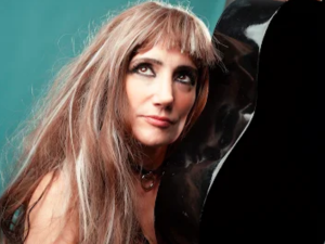 Jorgelina Aruzzi estrena "El ser querido" en el Teatro Astros