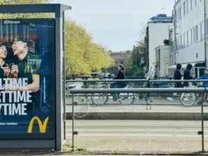 Ámsterdam, primera capital del mundo en prohibir la publicidad de carne en las calles