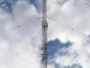 Tragedia en Rosario: un operario cayó desde una antena y murió