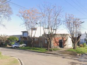 Salvaje ataque en Temperley: discutió con su pareja y la atropelló con el auto