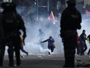 Bolivia registra nuevos enfrentamientos violentos entre manifestantes y policías
