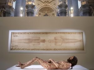 Exhibirán en Miami una impactante figura hiperrealista de Jesús inspirada en el Santo Sudario
