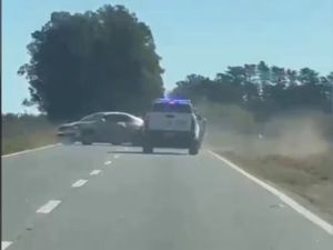 Persecución, choque y tiros en Junín: un sospechoso fue detenido tras intentar escapar de la Policía