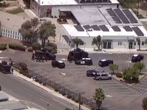 “Crimen de odio”: al menos cinco personas murieron en un tiroteo en el Centro Islámico de San Diego