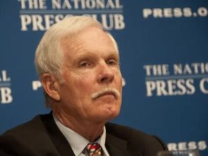 Murió Ted Turner, fundador de la cadena informativa CNN y pionero en transmitir las noticias 24 horas al día