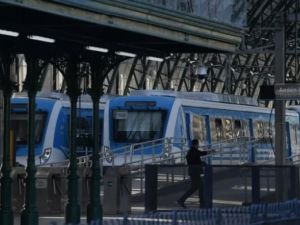 Aumento del transporte: cuánto cuesta el boleto mínimo de colectivos y trenes desde este lunes