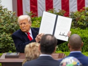 China y Estados Unidos acordaron negociar una reducción recíproca de aranceles