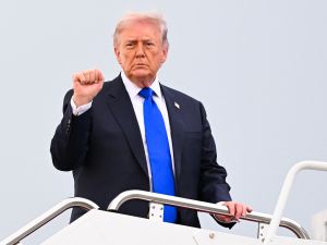 Trump lanzó otra dura advertencia a Irán: "Tardaron demasiado en negociar, ahora tendrán que pagar el precio"