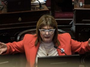 Crisis en LLA: Bullrich ofreció renuncia y complica la aprobación de pliegos en el Senado