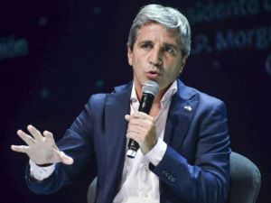Caputo insiste en que “lo peor ya pasó” y apuntó contra Kicillof: “No va a ser presidente"