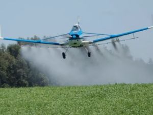 Chaco deberá frenar fumigaciones cerca de comunidades rurales y Qom