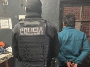 Rosario: le robó tarjetas bancarias del locker del gimnasio a compañeros y fue detenido