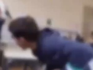 Salvaje ataque a un profesor en un colegio de Tandil: un alumno le fracturó la mandíbula