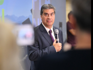 Capitanich aseguró que la reforma laboral es una modificación tributaria “encubierta"