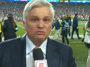La emoción del periodista John Sutcliffe tras la presentación de Bad Bunny en el Super Bowl