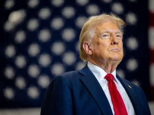 Trump dijo que tuvo una conversación "productiva" con Putin antes de reunirse con Zelenski