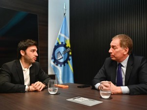 Santilli se reúne este miércoles con el gobernador Ignacio Torres por la reforma laboral de Milei