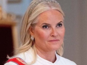 Archivos Epstein: documentos involucran a la princesa heredera de Noruega