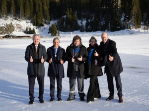 Un discurso moderado y nuevos gestos de alineamiento con Estados Unidos: el paso de Milei por Davos