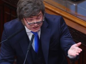 Milei se refirió a Irán: "Vení a explicarme qué pasó con Nisman", inquirió a un legislador opositor