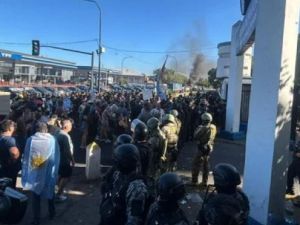 “Sirenazo” en Rosario por la protesta policial: aún no hay acuerdo