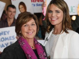 Una popular presentadora de EEUU pide una prueba de vida a los secuestradores de su madre