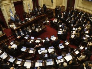 Tras el golpe en el Senado, el Gobierno consolida su fase “acuerdista” y apunta a la reforma tributaria