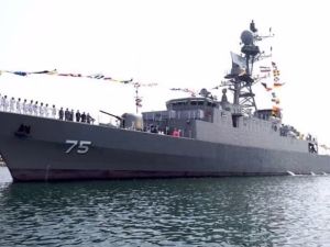 Un submarino de Estados Unidos hundió un buque iraní cerca de Sri Lanka