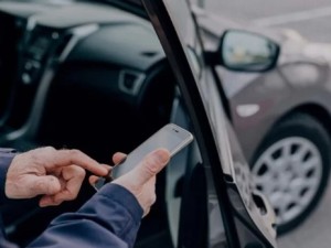 El carsharing crece en la región y en enero llega a 20 reservas diarias solo en Argentina