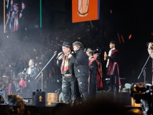 Jesús María: Javier Milei cantó “Amor Salvaje” con el Chaqueño Palavecino y le agradeció a Córdoba