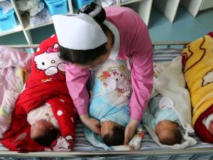 Familias chinas añoran a los niños que les fueron arrebatados en la era del hijo único