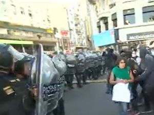 Reforma laboral: manifestantes cortaron el tránsito en la zona del Obelisco
