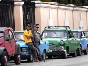 Rusia acusa a Estados Unidos de “asfixiar” la economía de Cuba