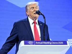 Trump arremetió en Davos contra Europa y exigió negociaciones para adquirir Groenlandia