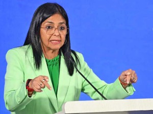 Delcy Rodríguez exigió una “prueba de vida” de Maduro
