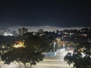 Tensión en la noche de Caracas: la policía disparó contra drones que sobrevolaban Miraflores