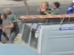 Violenta pelea de tránsito: lo golpeó con un fierro en la cabeza y lo desmayó