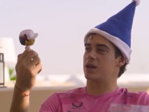 La Fórmula 1 realizó el “Papá Noel secreto”: qué regalo hizo Colapinto y la sorpresa que recibió