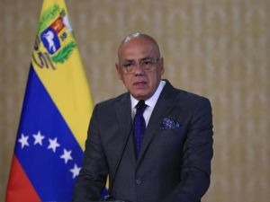 El jefe del Parlamento venezolano afirmó que "se cometieron errores" con presos políticos