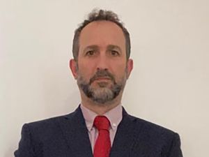 Una banda copó un tribunal en San Martín y amenazó a un juez: barricada de empleados judiciales