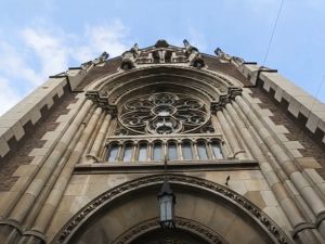 La fe de los conversos: historias de los que eligieron cambiar su religión