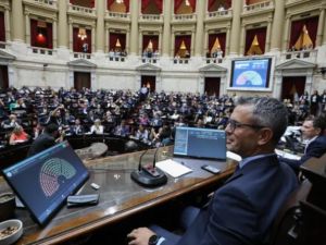 Reforma laboral en Diputados: el Gobierno pisa el acelerador a fondo y busca dictaminar el miércoles próximo