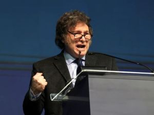 Milei encabeza este sábado en Santa Fe el acto de traslado del sable corvo de San Martín