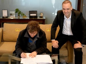 Reforma Laboral: Javier Milei firmó el proyecto y el Gobierno lo enviará al Congreso