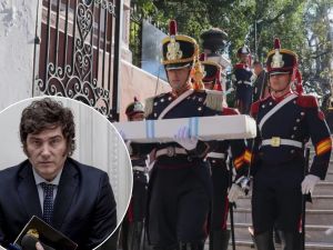 Comenzó el traslado del sable corvo de San Martín al Regimiento de Granaderos