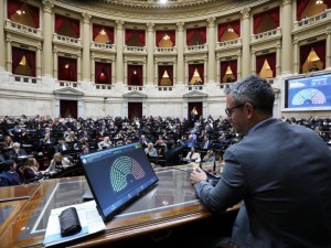 El Gobierno evalúa convocar a sesiones extraordinarias para el 2 de febrero
