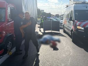Tragedia en Panamericana: un motociclista murió tras chocar contra un camión estacionado