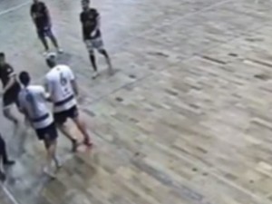 Brutal ataque a un árbitro en un torneo de papi fútbol en Mar del Plata